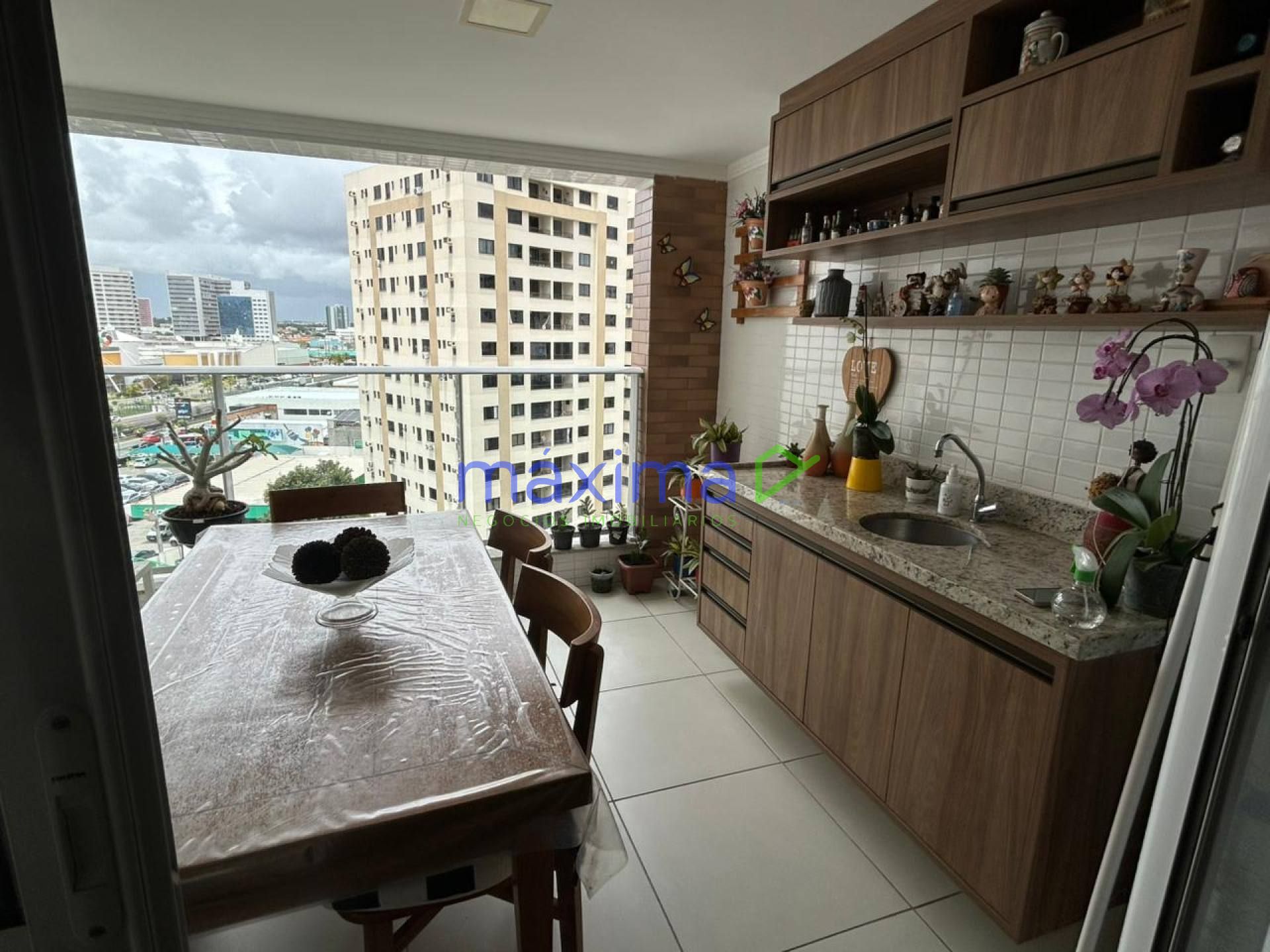 VENDE-SE APARTAMENTO NO VERSATTO JARDINS