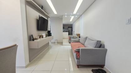 BELO APARTAMENTO NO GREEN VILAGE BARRA DOS COQUEIROS