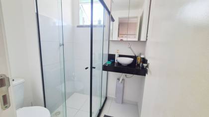 BELO APARTAMENTO NO GREEN VILAGE BARRA DOS COQUEIROS