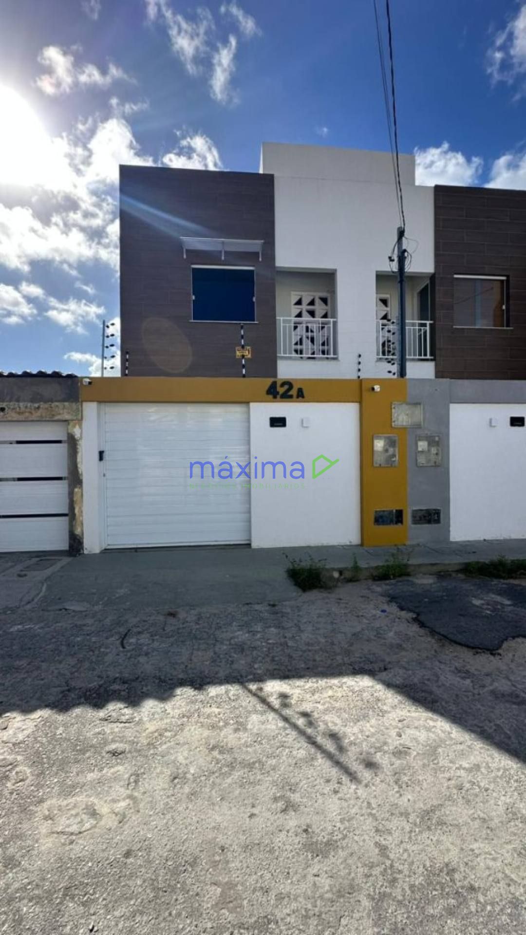 CASA DUPLEX MOBILIADA PARA ALUGAR – FAROLÂNDIA