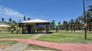 BELA CASA NO COND. MALUÍ RESIDENCE BARRA DOS COQUEIROS -SE