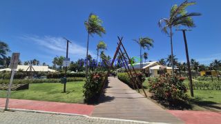 BELA CASA NO COND. MALUÍ RESIDENCE BARRA DOS COQUEIROS -SE