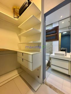 Casa de Alto Padrão à Venda na Farolândia