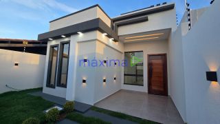 Casa Nova à Venda no Luar da Barra