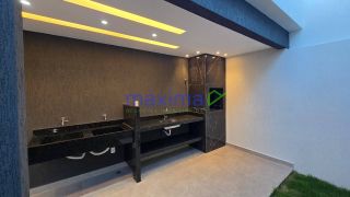 Casa Nova à Venda no Luar da Barra