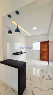 Vende-se Casa Nova no Luar da Barra