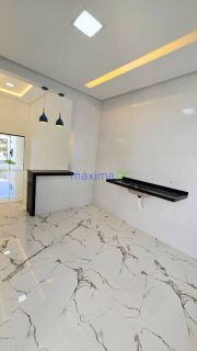 Vende-se Casa Nova no Luar da Barra