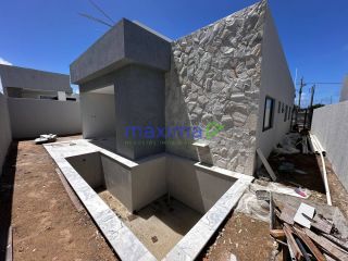 Vende-se Casa Nova com Piscina no Alphaville Terras 1