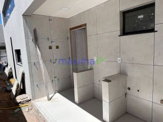 Vende-se Casa Nova com Piscina no Alphaville Terras 1