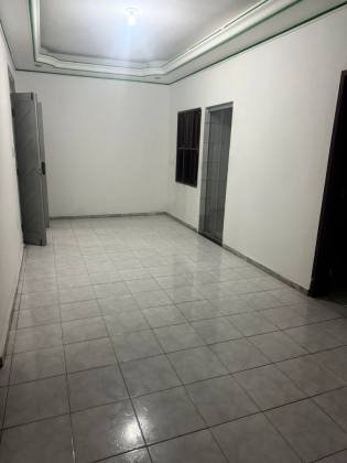 Casa Para Vender com 3 quartos 1 suítes no bairro Luzia em Aracaju