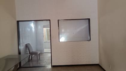 Casa com 2 Pontos Comerciais na Avenida Principal da Farolândia