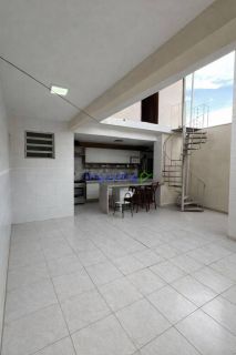 LINDA CASA 3/4 NA JABOTIANA