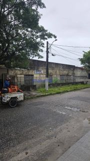 Casa de Esquina para Comércio