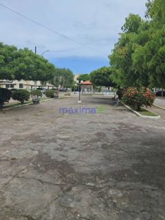 Apartamento à venda no Condomínio Mar Egeu — Bairro Coroa do Meio