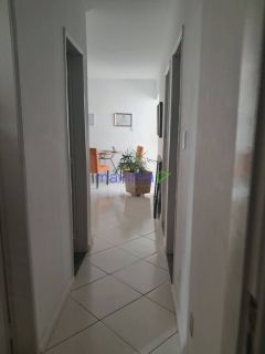 Apartamento à venda no Condomínio Mar Egeu — Bairro Coroa do Meio
