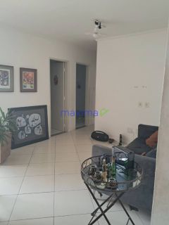 Apartamento à venda no Condomínio Mar Egeu — Bairro Coroa do Meio