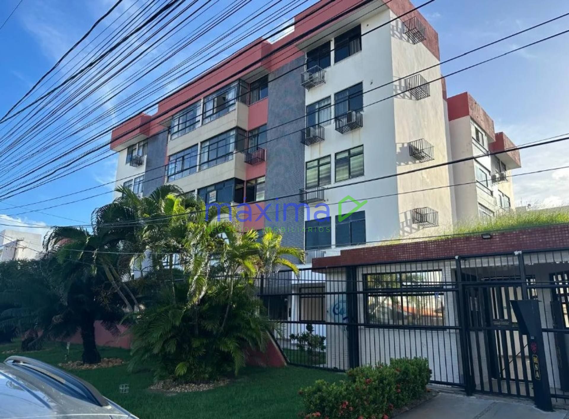 Apartamento à Venda no Residencial Corais, Atalaia