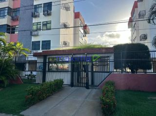 Apartamento à Venda no Residencial Corais, Atalaia