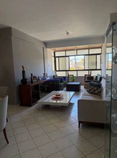Apartamento à Venda no Residencial Corais, Atalaia