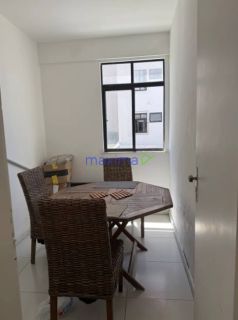 Apartamento à Venda no Residencial Corais, Atalaia