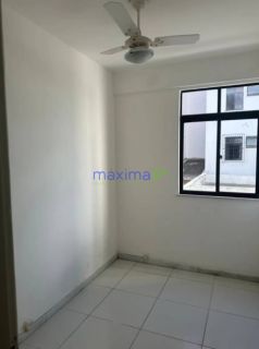 Apartamento à Venda no Residencial Corais, Atalaia