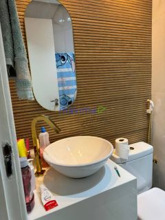 Apartamento térreo reformado no Vida Bela Condomínio Clube, no Bairro Marivan.