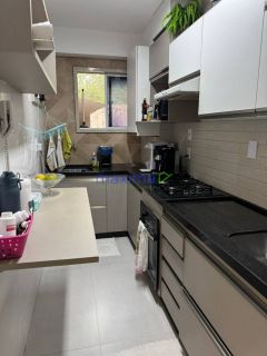 Apartamento térreo reformado no Vida Bela Condomínio Clube, no Bairro Marivan.