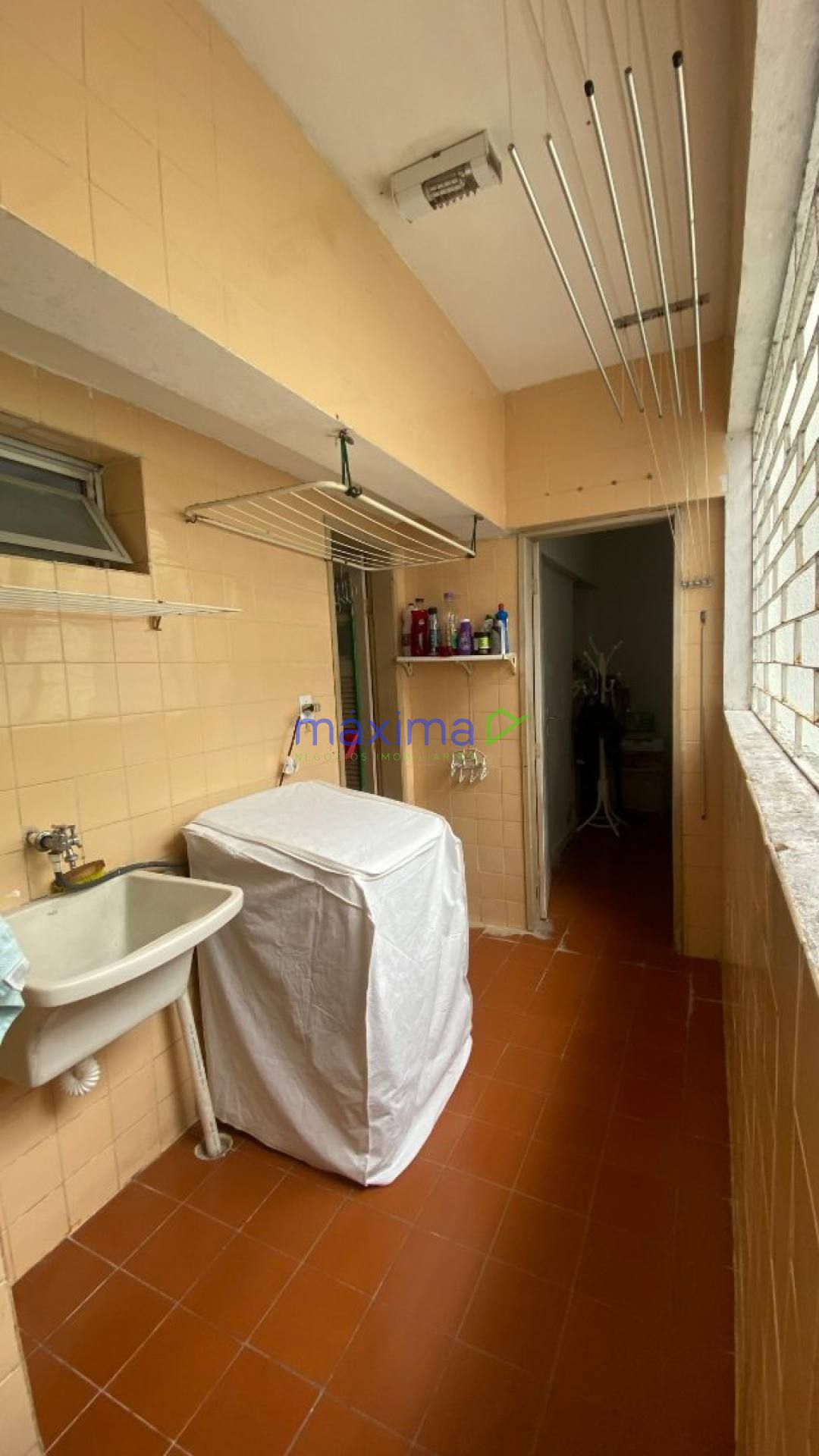 Apartamento Para Vender com 3 quartos 1 suítes no bairro 13 de Julho em Aracaju