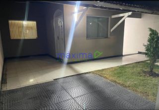 Casa ampla e bem distribuída, ideal para quem busca conforto e lazer em um só lugar.