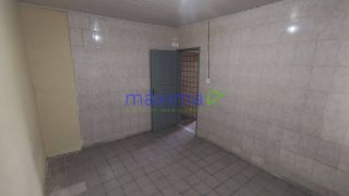 Casa para aluguel com ótima distribuição de espaços