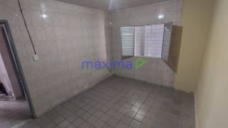 Casa para aluguel com ótima distribuição de espaços