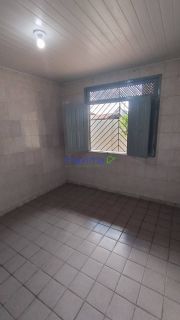 Casa para aluguel com ótima distribuição de espaços