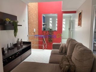 Casa Duplex Reformada à Venda no Luzia