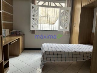Casa Duplex Reformada à Venda no Luzia
