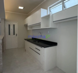 Apartamento à venda no Edifício Mediterranée no bairro 13 de julho