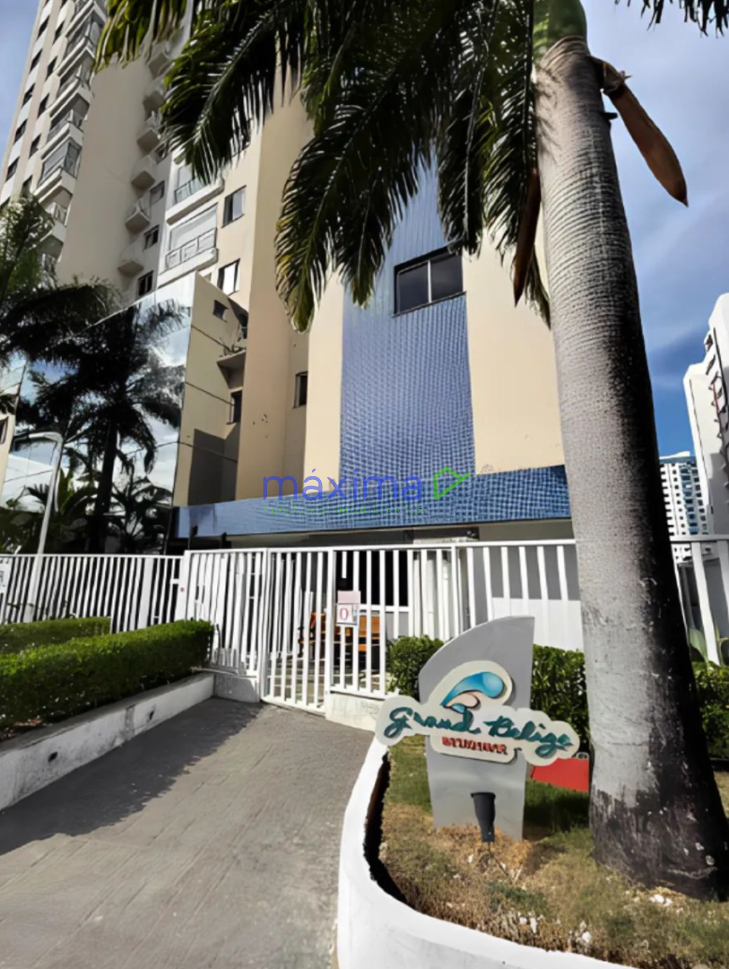 Apartamento à venda  na farolandia – Grand Belize Residence