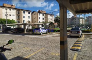 Excelente apartamento na melhor localização da Farolandia, no Condominio Luar da Praia