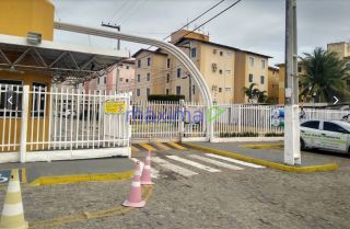 Excelente apartamento na melhor localização da Farolandia, no Condominio Luar da Praia