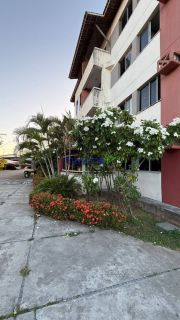 Apartamento à venda no Condomínio Barra Clube 1