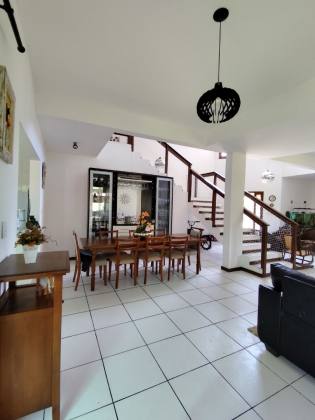 Casa à venda no Portal do Sol – Conforto, espaço e sofisticação