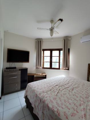 Casa à venda no Portal do Sol – Conforto, espaço e sofisticação