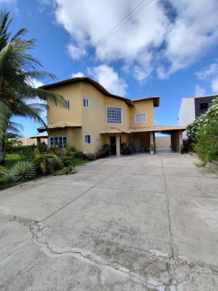 Casa à venda no Portal do Sol – Conforto, espaço e sofisticação