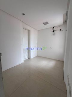 Apartamento à Venda no Clube Atalaia
