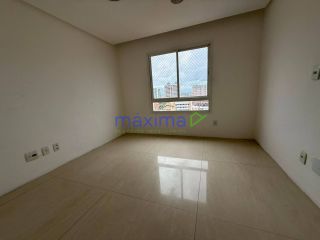 Apartamento à Venda no Clube Atalaia