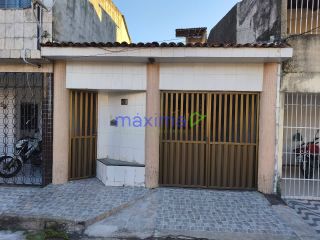 Casa à venda no Bairro Rosa Maria