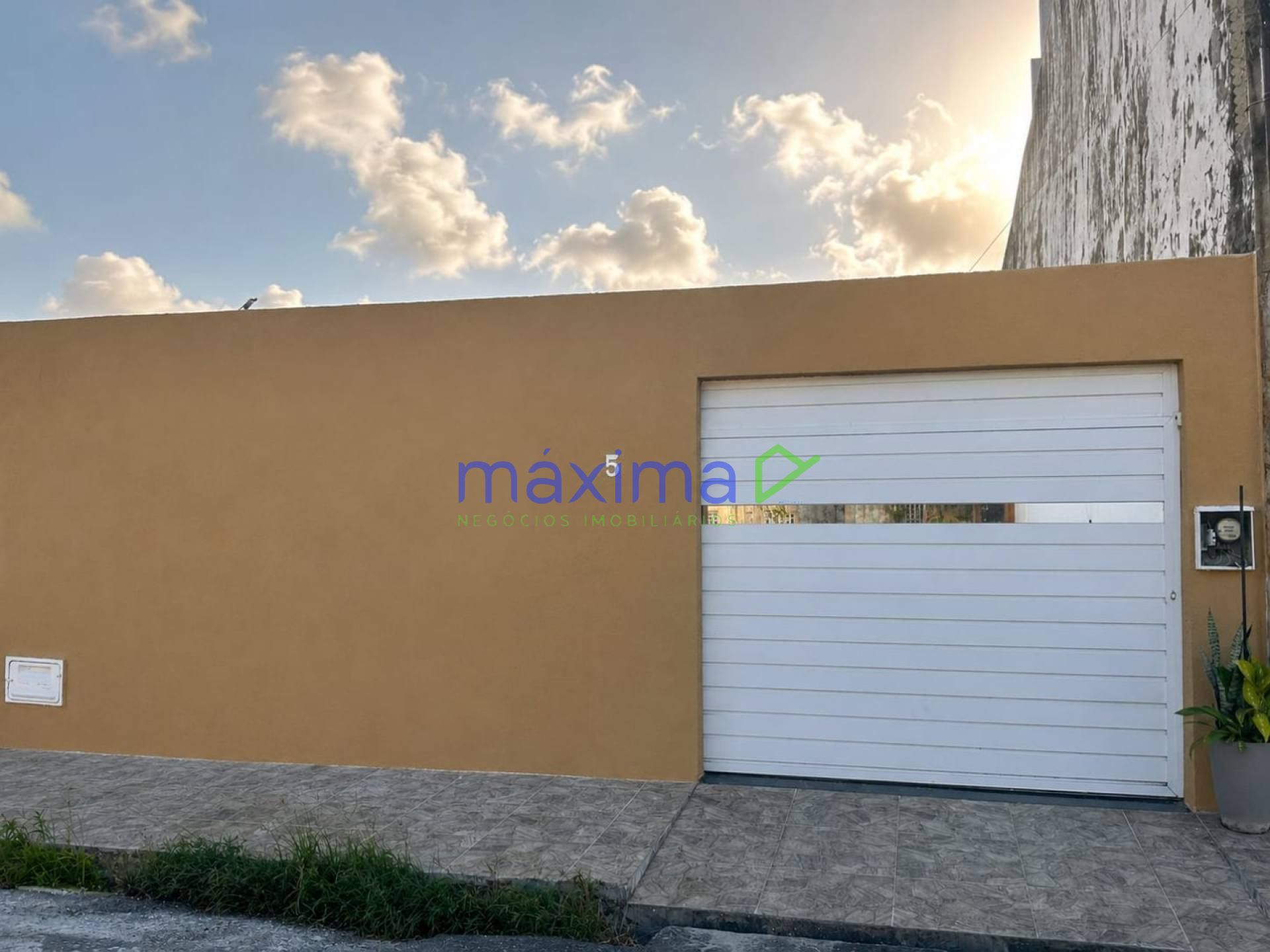 Casa à venda no Conj. Residencial Vale do Sol