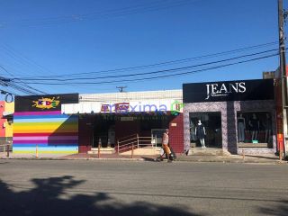 CASA DE ESQUINA COM 3 PONTOS COMERCIAIS – BUGIO