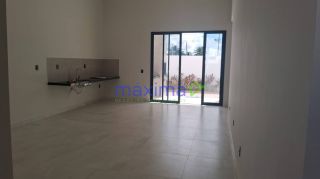 Casa para alugar no Padang Beach