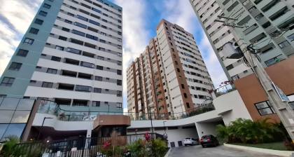 BELO APARTAMENTO, 2/4 LE VERT BOULEVARD NA FAROLÂNDIA
