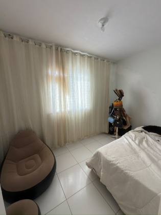 Vende-se apartamento na Atalaia